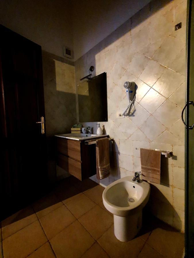 Palmas Anna'S Rooms Is Procilis Palmas Arborea Exterior foto