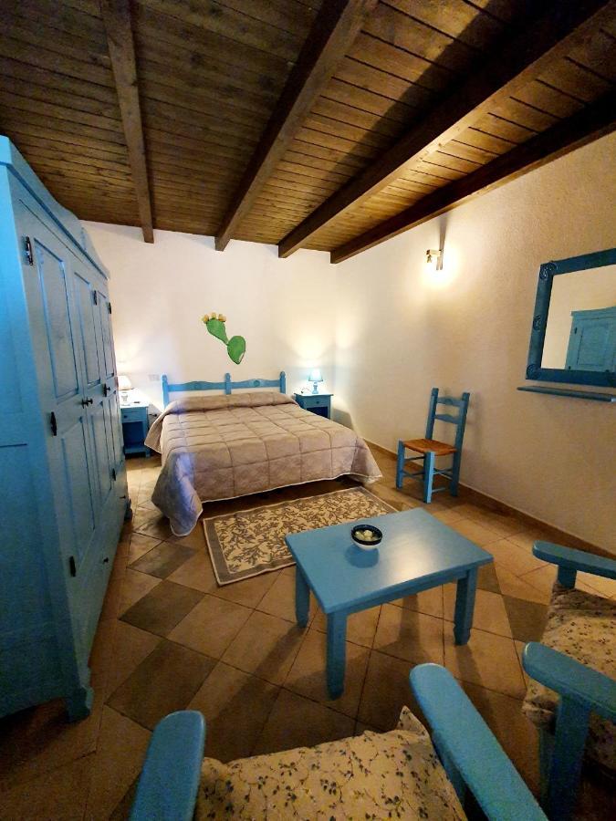 Palmas Anna'S Rooms Is Procilis Palmas Arborea Exterior foto