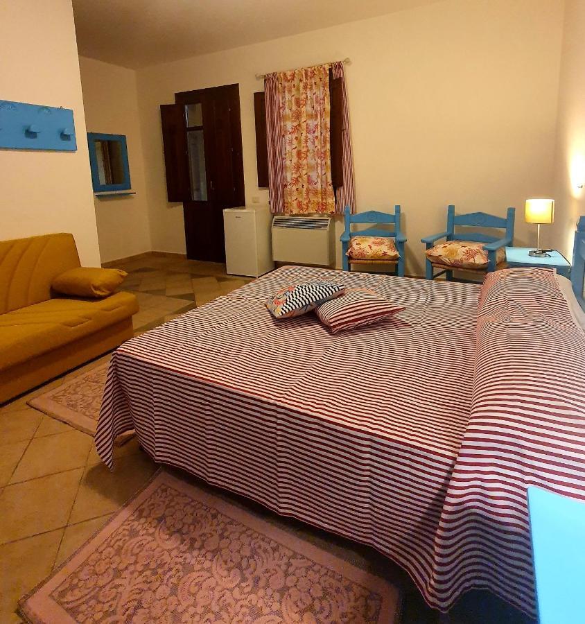 Palmas Anna'S Rooms Is Procilis Palmas Arborea Exterior foto