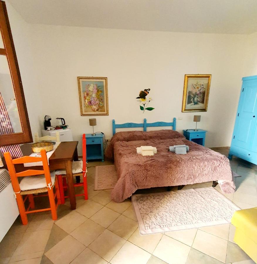 Palmas Anna'S Rooms Is Procilis Palmas Arborea Exterior foto